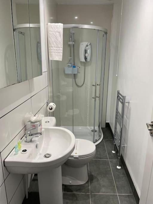 Apartamento 5 Minutes From Loch Lomond - Newly Renovated Ground Floor 1-Bed Flat Bonhill Exterior foto